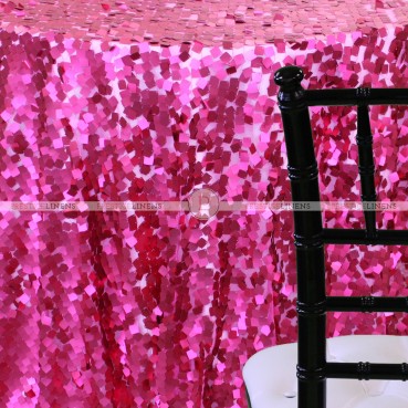 Dazzle Square Sequins Table Linen - Fuchsia