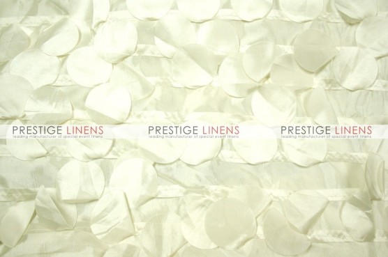 Petal Taffeta Table Linen - Ivory