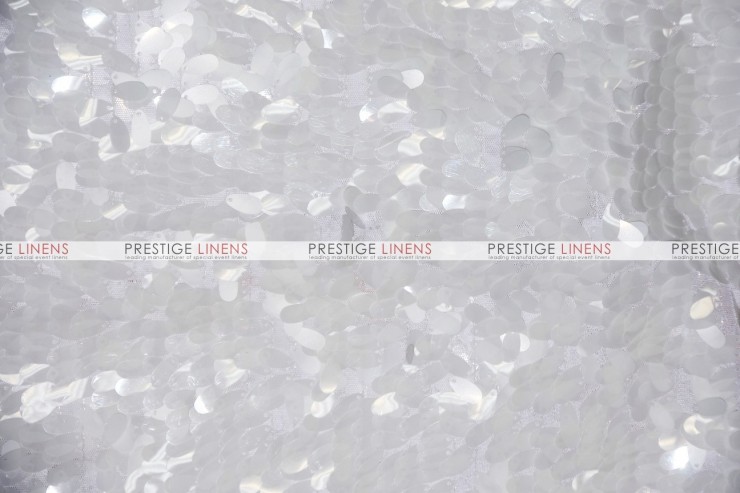 Raindrop Sequins Table Linen - White